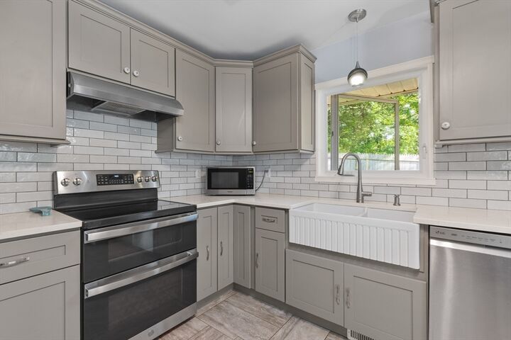 Property Photo:  7 Church St Ext  MA 01585 