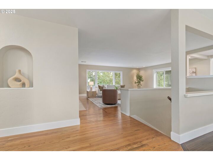 Property Photo: 1655 Prospect Dr OR 97403