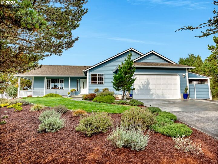Property Photo: 90114 Manion Dr OR 97146