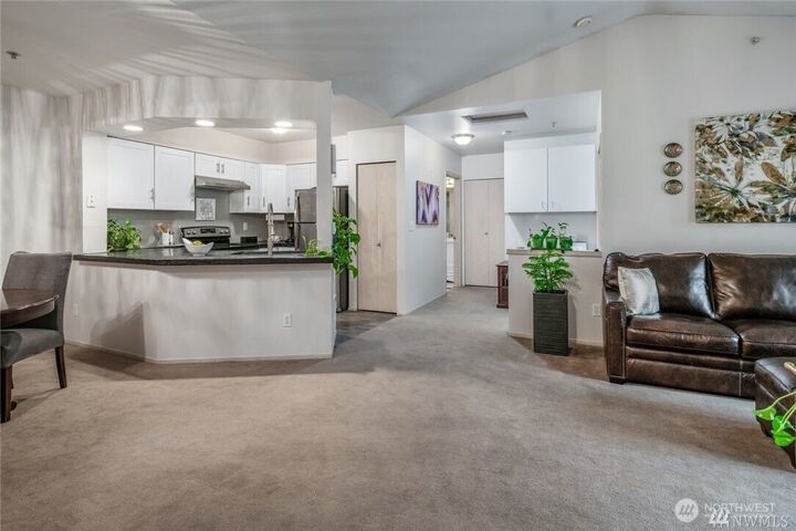 Property Photo: 15300 112th Avenue NE B308 WA 98011