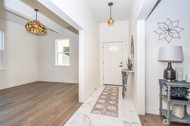 Property Photo: 1016 N Pearl Street WA 98531