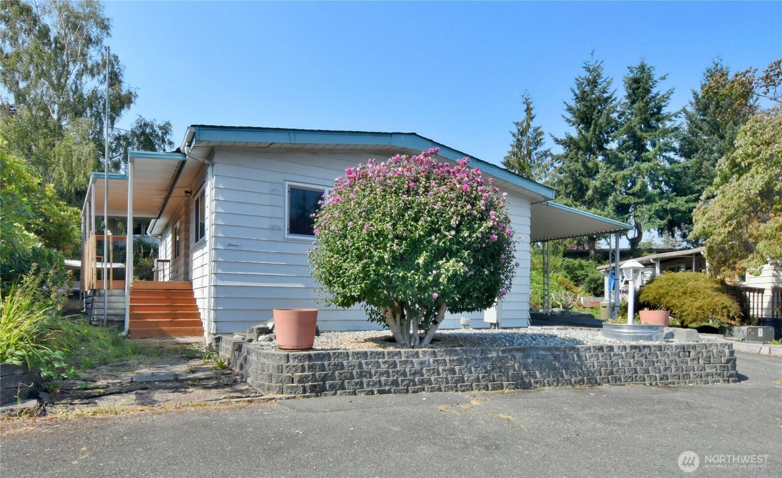 Property Photo: 13320 Hwy 99 197 WA 98204