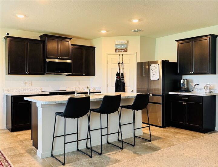 Property Photo: 2231 Arlington Drive SW FL 32968