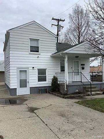 Property Photo:  11567 Dodge Avenue  MI 48089 