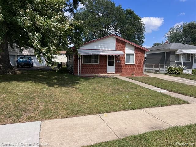 Property Photo:  24360 Pennie Street  MI 48125 