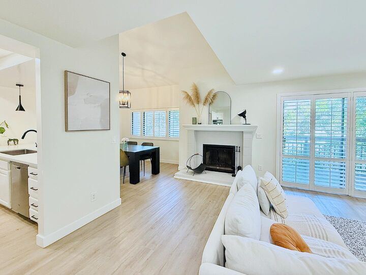Property Photo: 3705 Terstena Place 201 CA 95051