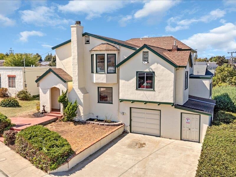 Property Photo:  35 Sycamore Street  CA 95076 
