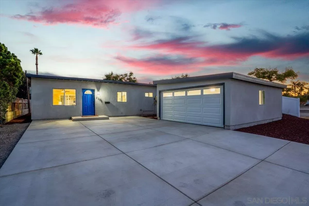 Property Photo:  6388 Anvil Lake Ave  CA 92119 