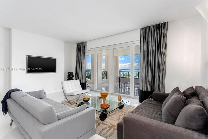 Property Photo: 5344 Fisher Island Dr 5344 FL 33109