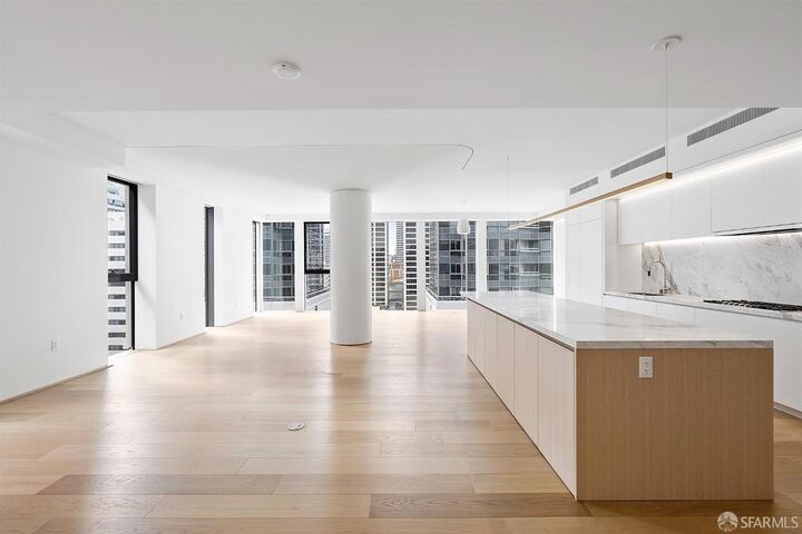 Property Photo: 1 Steuart Lane 1903 CA 94105