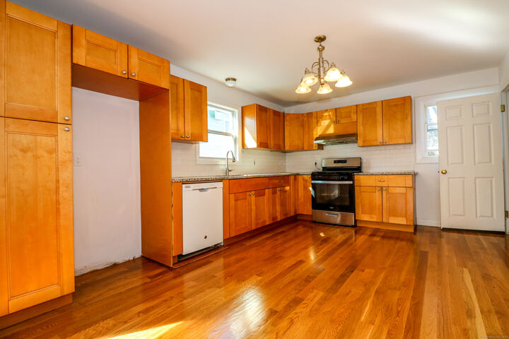 Property Photo: 1298 Madison Avenue CT 06606