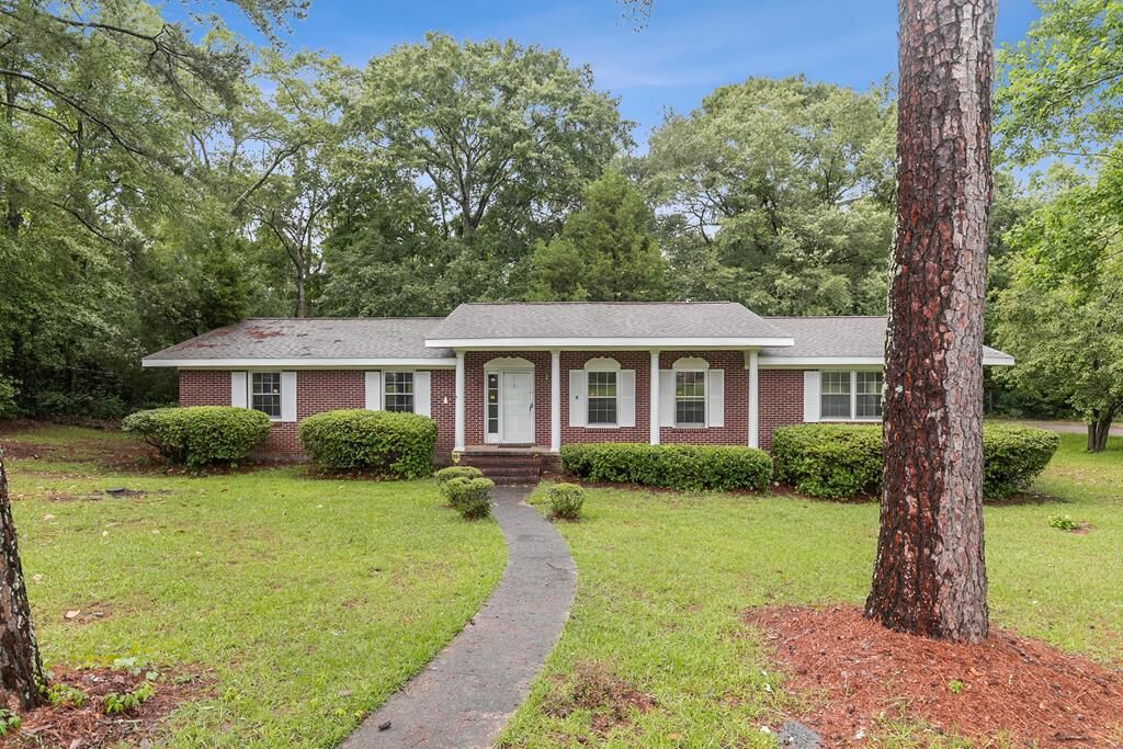 Property Photo:  1700 Randall  AL 36303 