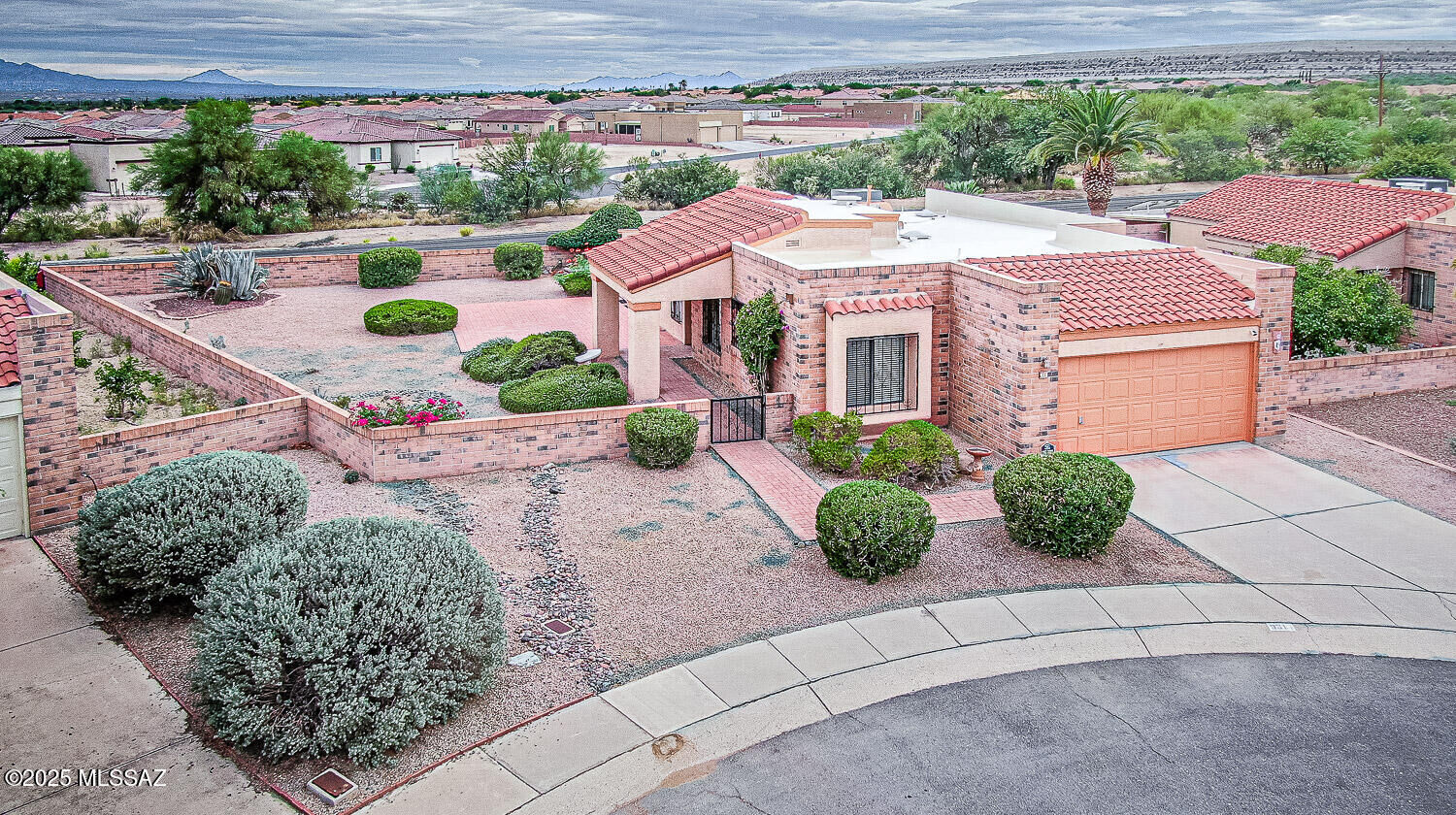 Property Photo: 931 W Rio Guaymas AZ 85614