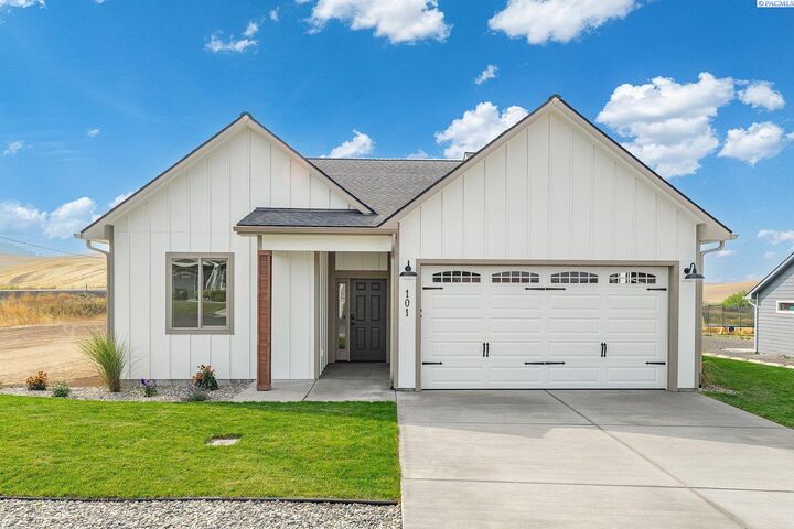Property Photo: 101 Amber Ridge Rd WA 99161