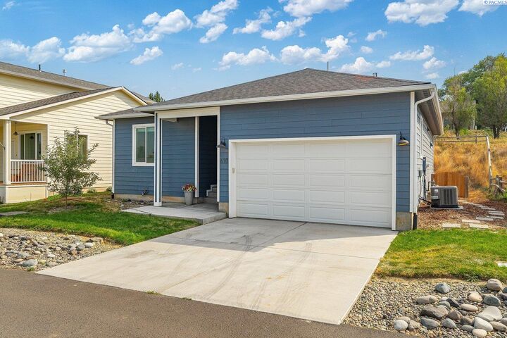 Property Photo:  610 Harvest Loop  WA 99161 