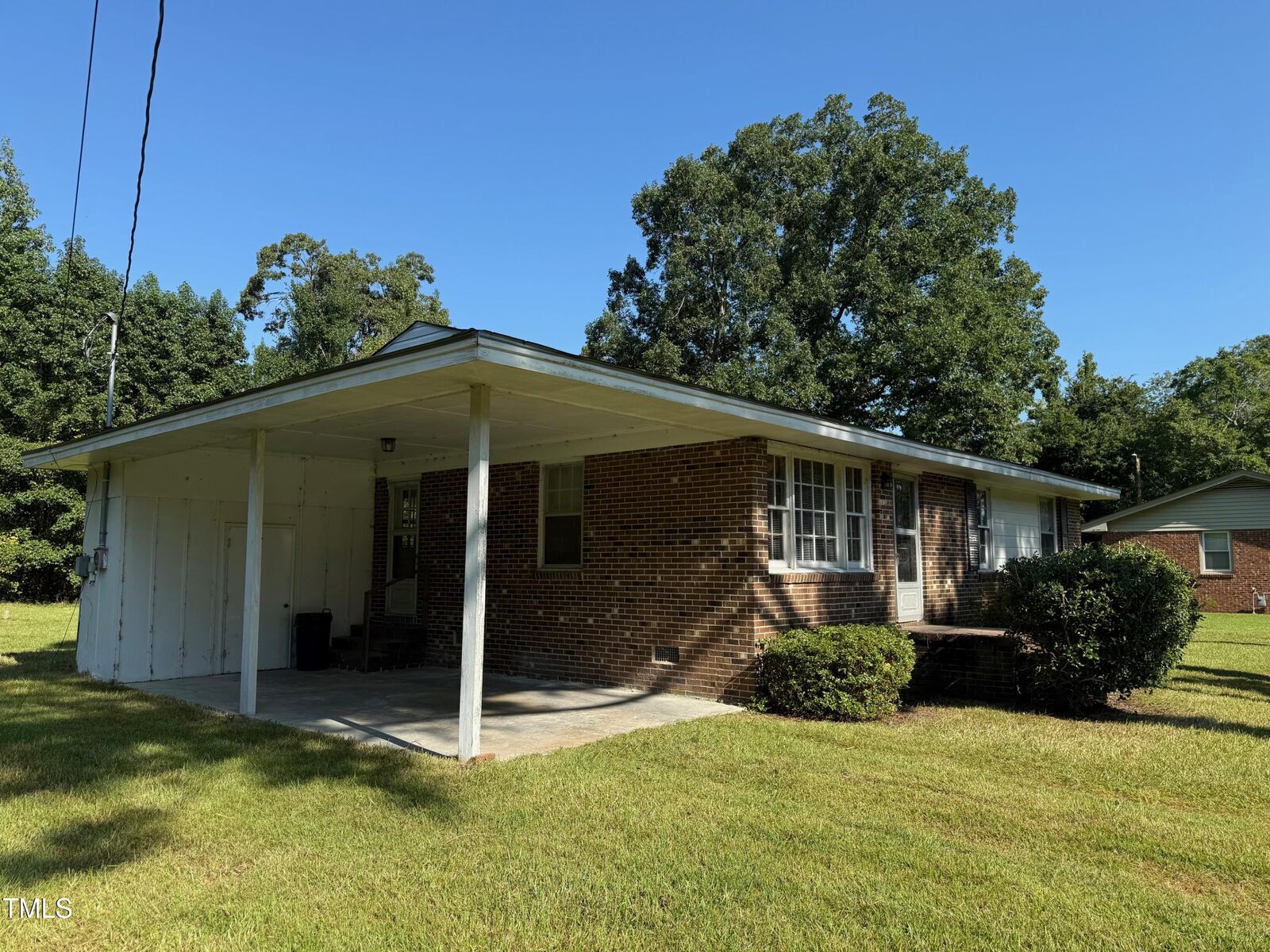 Property Photo:  4216 Larkspur Road  NC 27893 