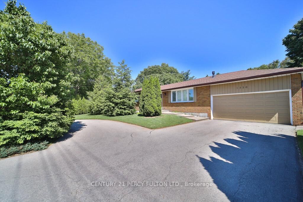 Property Photo:  1520 Rebecca Street  ON L6L 1Z7 