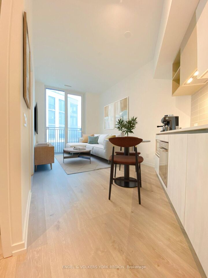 Property Photo:  1000 Portage Parkway S 206  ON L4K 0L1