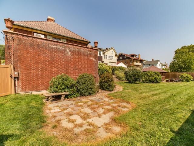 Property Photo:  25 School Street  PA 16701 