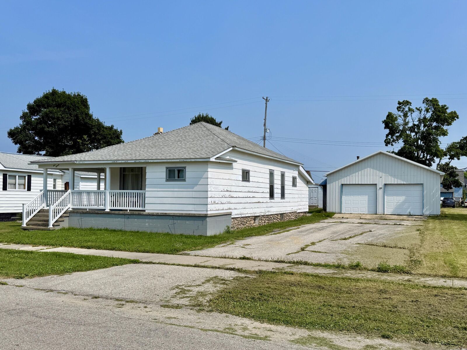 Property Photo: 115 S D Street MI 49721