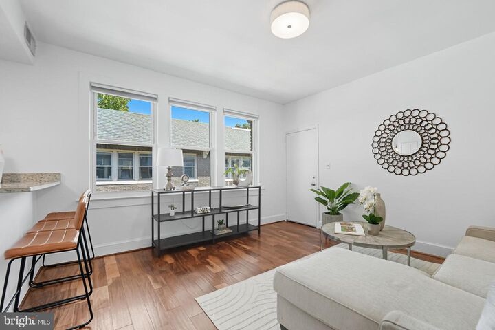 Property Photo: 1725 Lanier Place NW 33A DC 20009