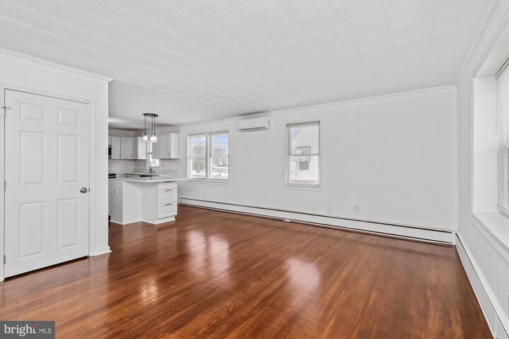 Property Photo:  4 Cavan Drive  MD 21093 
