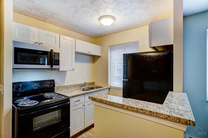 Property Photo:  4326 Hamilton Avenue  OH 45223 