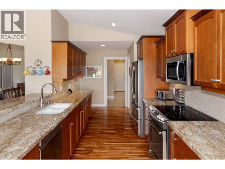 Property Photo:  2455 Quail Ridge Boulevard 111  BC V1V 2S8 