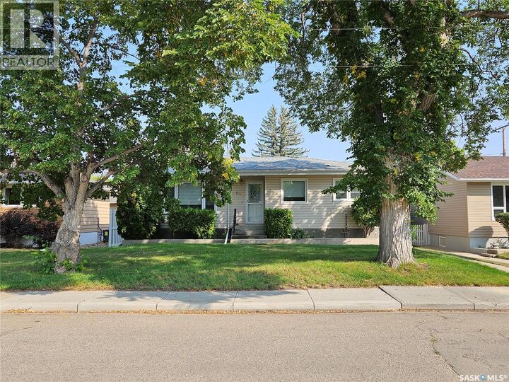 Property Photo:  1030 Henry Street  SK S6H 3H4 