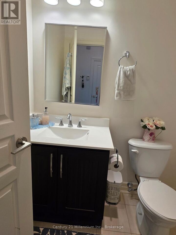 Property Photo:  1 Shipyard Lane 203  ON L9Y 0W2 