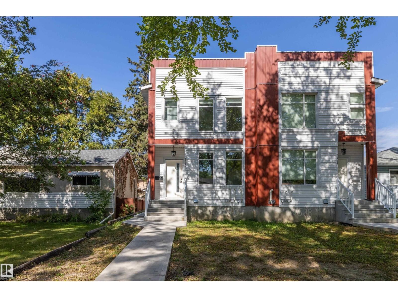 Property Photo:  7540 81 Av NW  AB T6C 0B5 