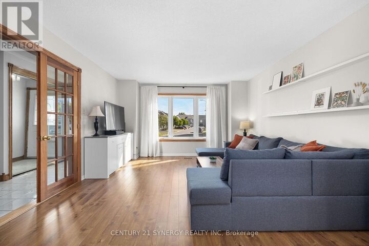 Property Photo:  2034 Frank Bender Street  ON K1C 1M7 