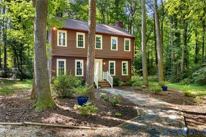 Property Photo: 13931 Sagegrove Cir VA 22312