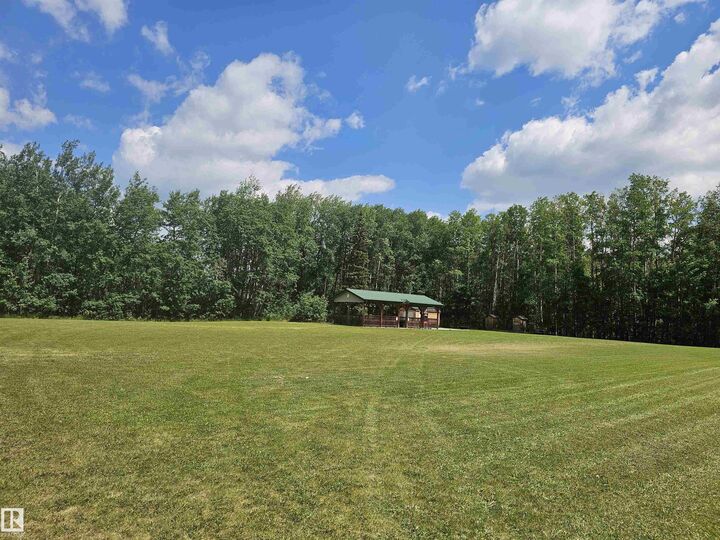 Property Photo:  4418 Hwy 633  AB T0E 0L0 