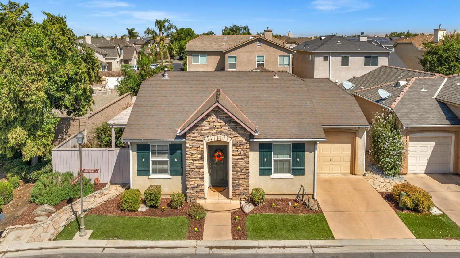 Property Photo:  785 W Riviera Lane  CA 93619 