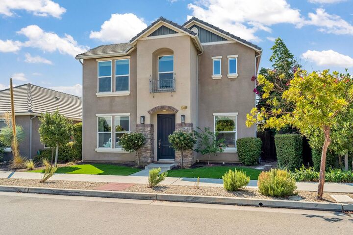 Property Photo:  11333 N Garden Sage Avenue  CA 93730