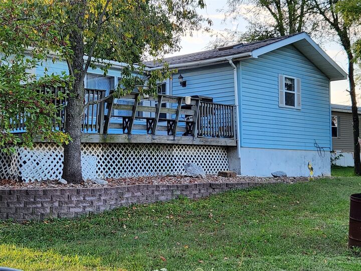 400 N Clinton Street  Albia IA 52531 photo