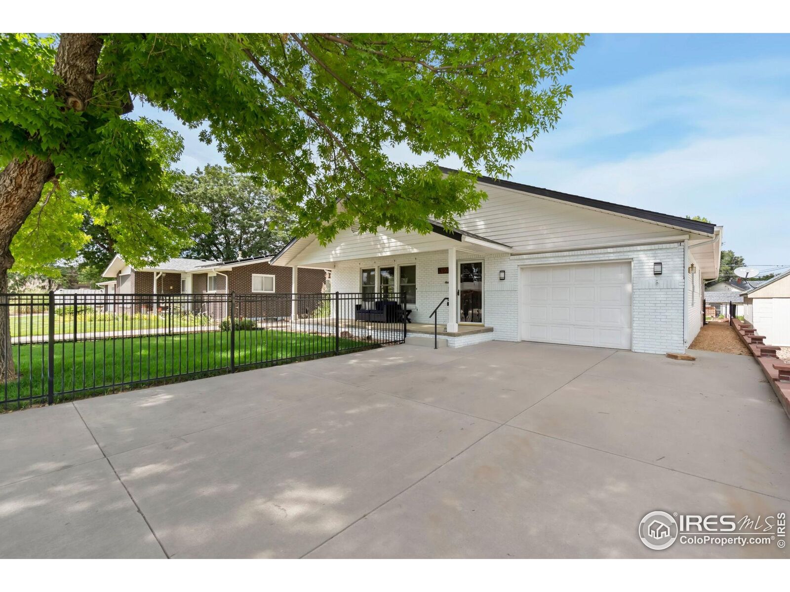 Property Photo: 610 Oak St CO 80550