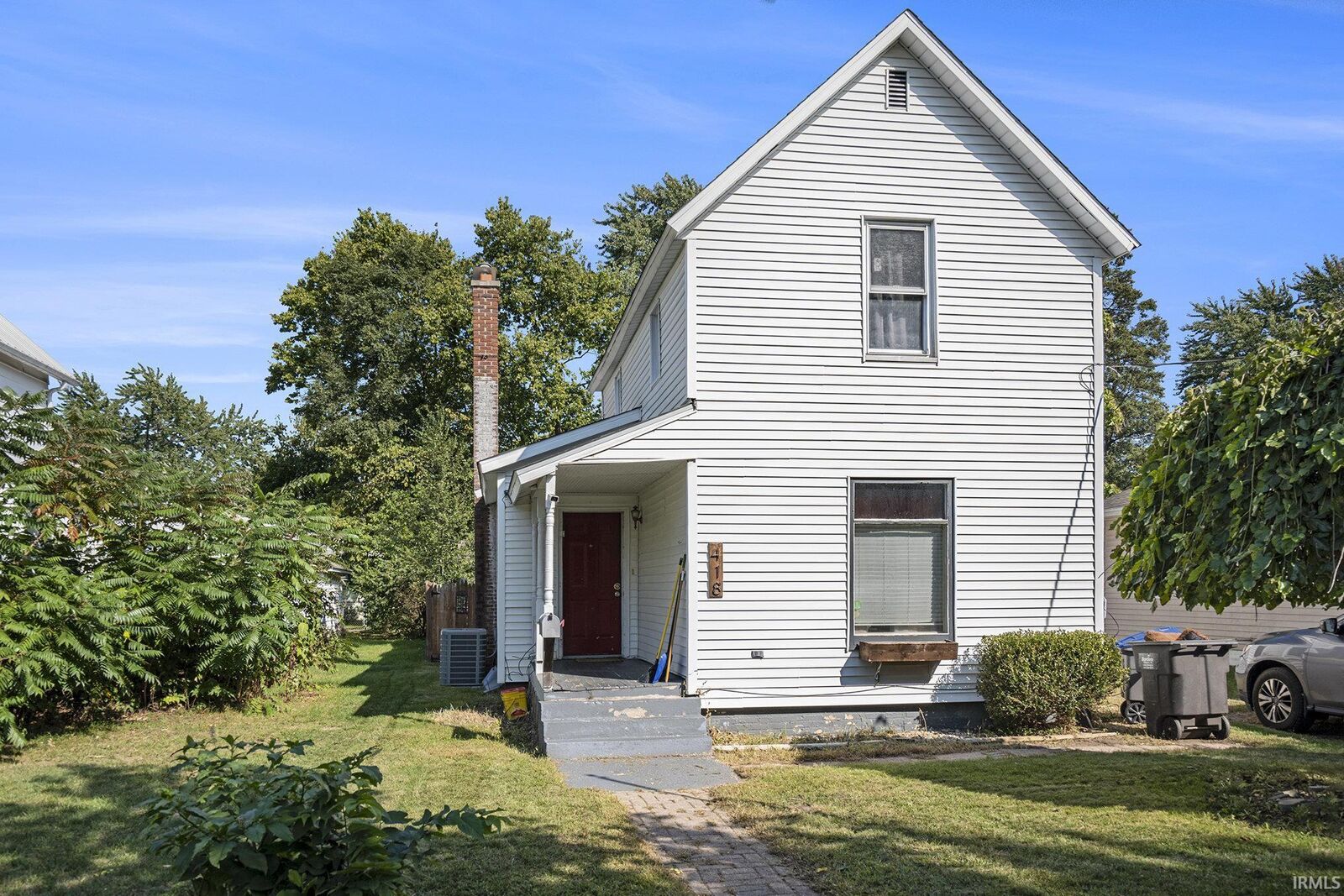 Property Photo:  418 Myrtle Street  IN 46514 