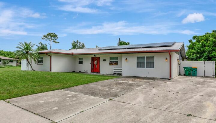 Property Photo:  509 Ridgewood Street NW  FL 33952 