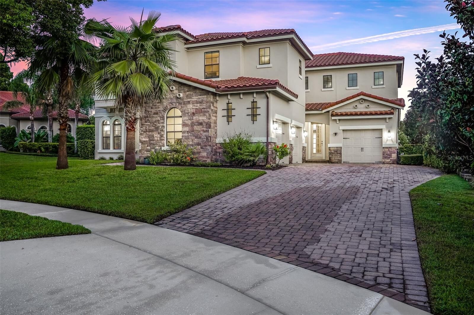 Property Photo: 5378 Glenlake Place FL 32771