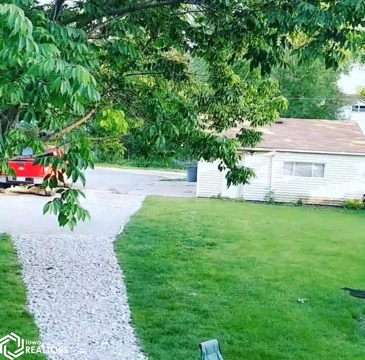 Property Photo:  506 W Church Street  IA 50158 