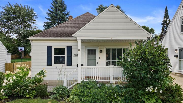 7629 Eagle St  Wauwatosa WI 53213 photo