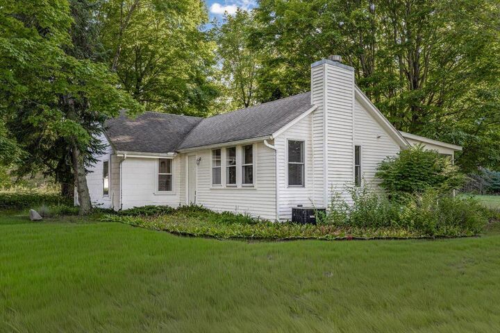 Property Photo:  10406 N 300 E  IN 46350 