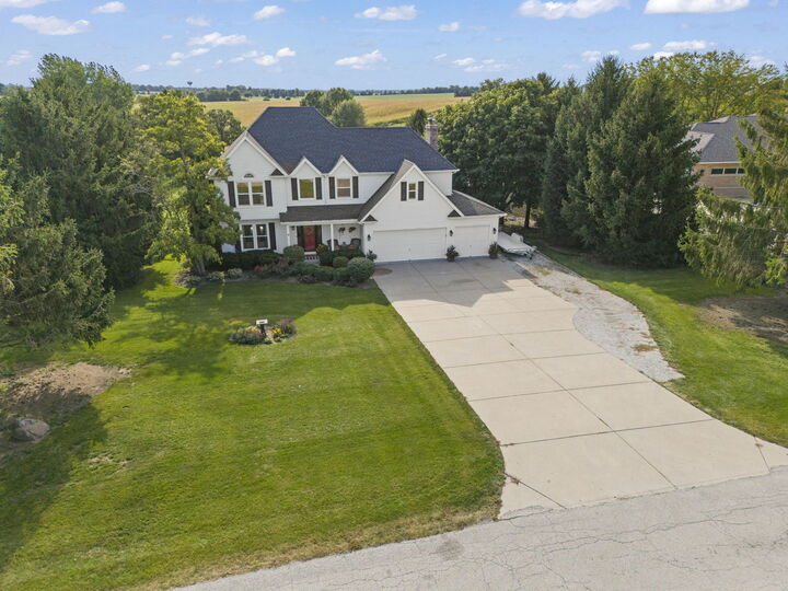 Property Photo:  22 Red Hawk Drive  IL 60543 