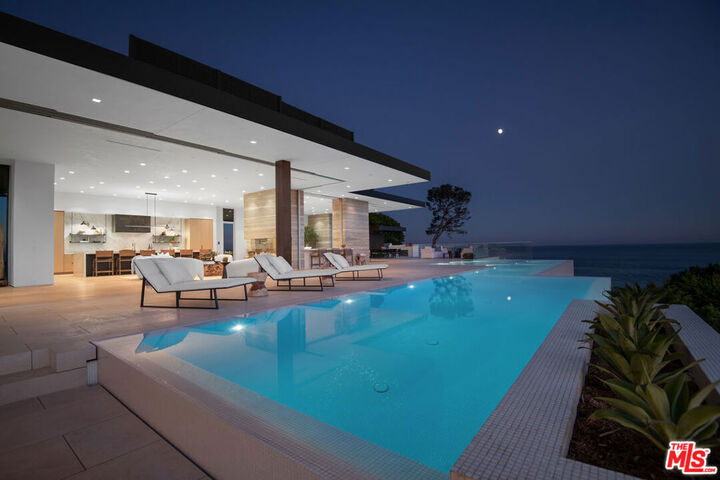 Property Photo:  26946 Pacific Coast Hwy  CA 90265 