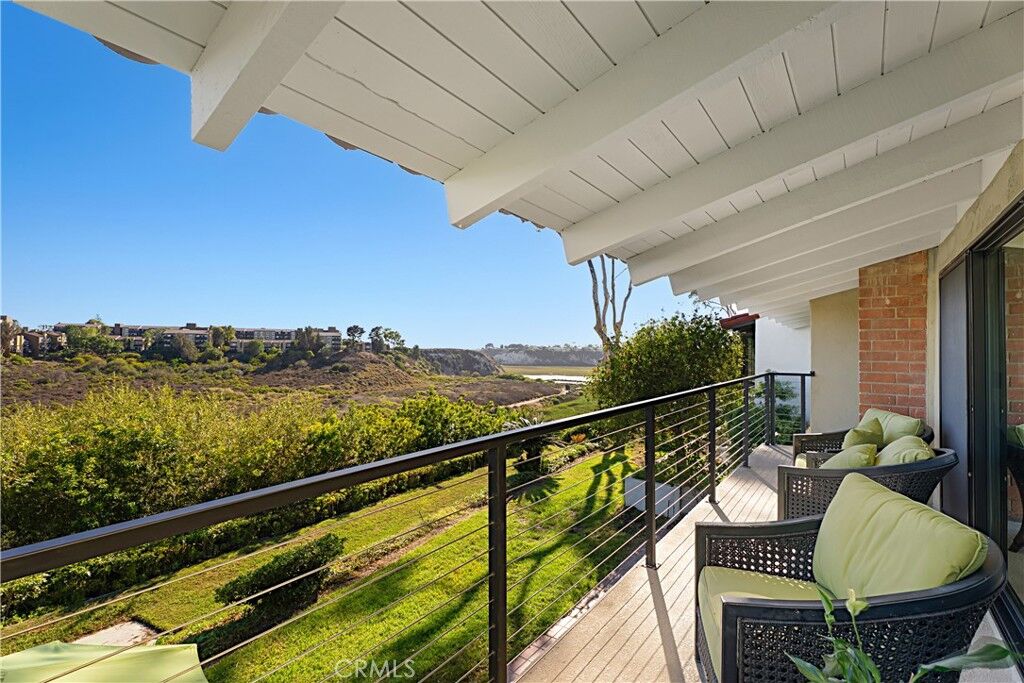 Property Photo:  659 Vista Bonita  CA 92660 