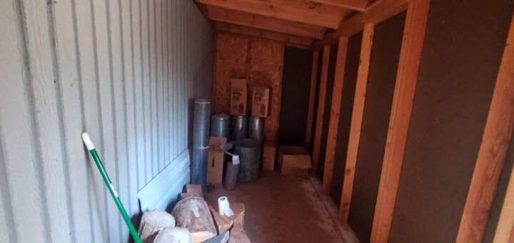 Property Photo: 3733 Xx Sand Creek Rd WA 99141