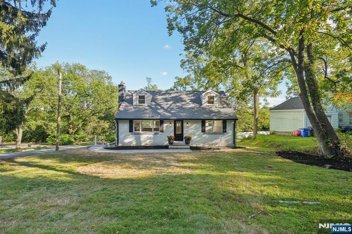 Property Photo: 4 Old Harter Road NJ 07960