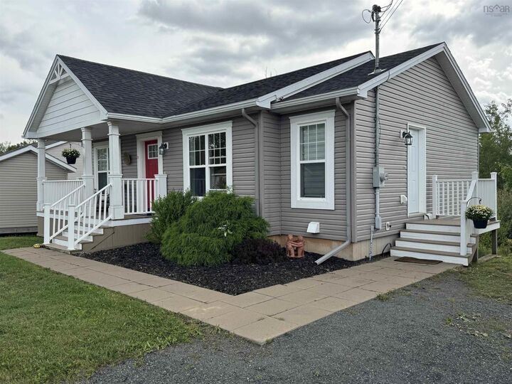 31 Munroe Heights  Westville NS B2H 5C6 photo
